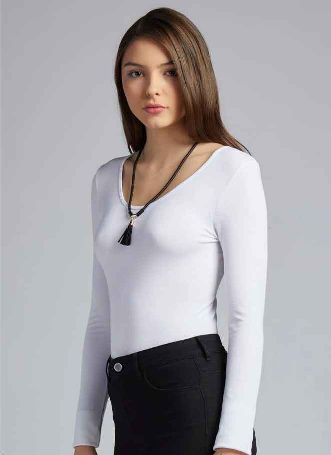 WHITE BAMBOO LONG SLEEVE SCOOP NECK TOP