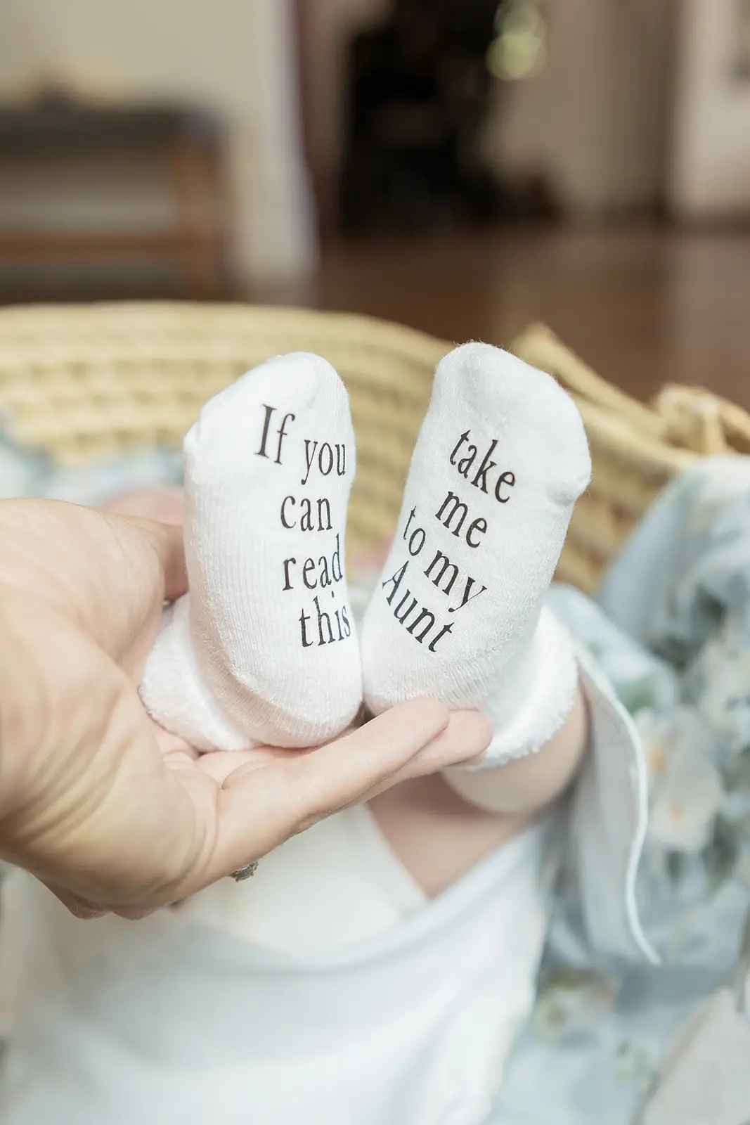TAKE ME TO MY AUNT BABY SOCKS
