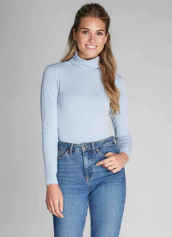 LIGHT BLUE BAMBOO TURTLENECK
