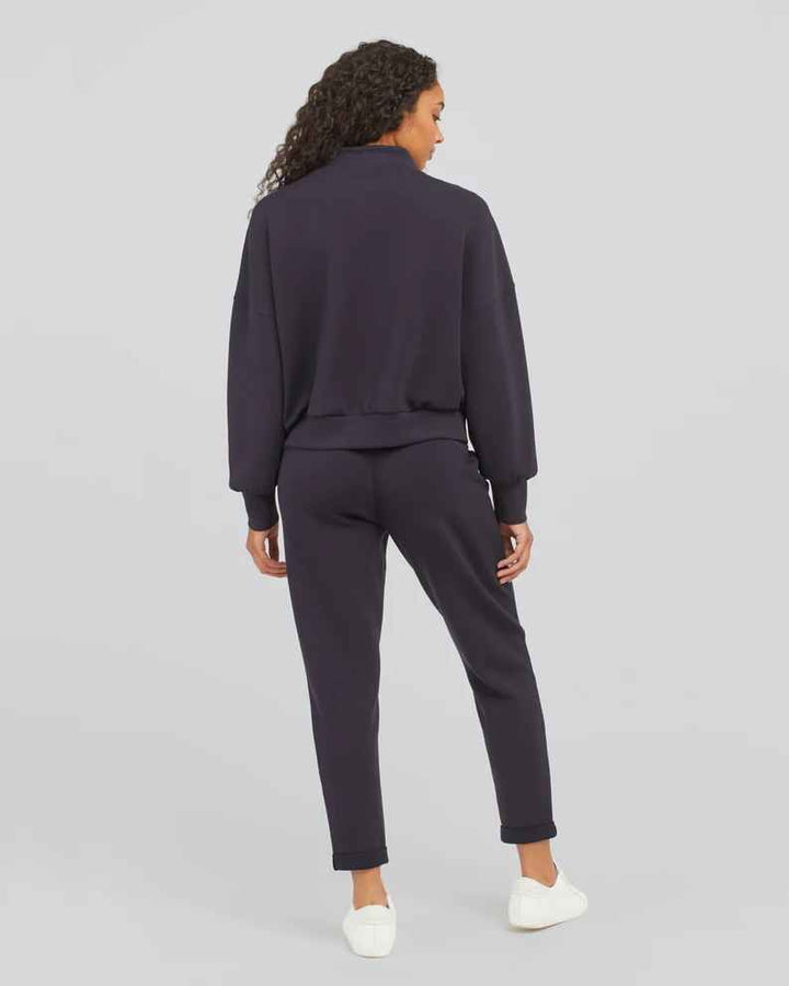 SPANX Airessentials Tapered Pant