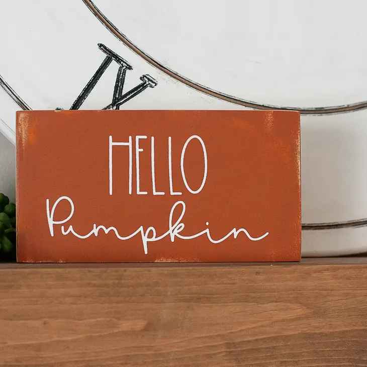 HELLO PUMPKIN