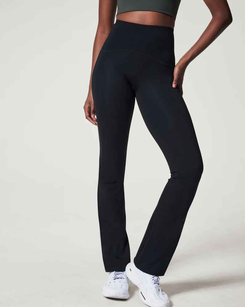 SPANX BOOTY BOOST FLARE YOGA PANT
