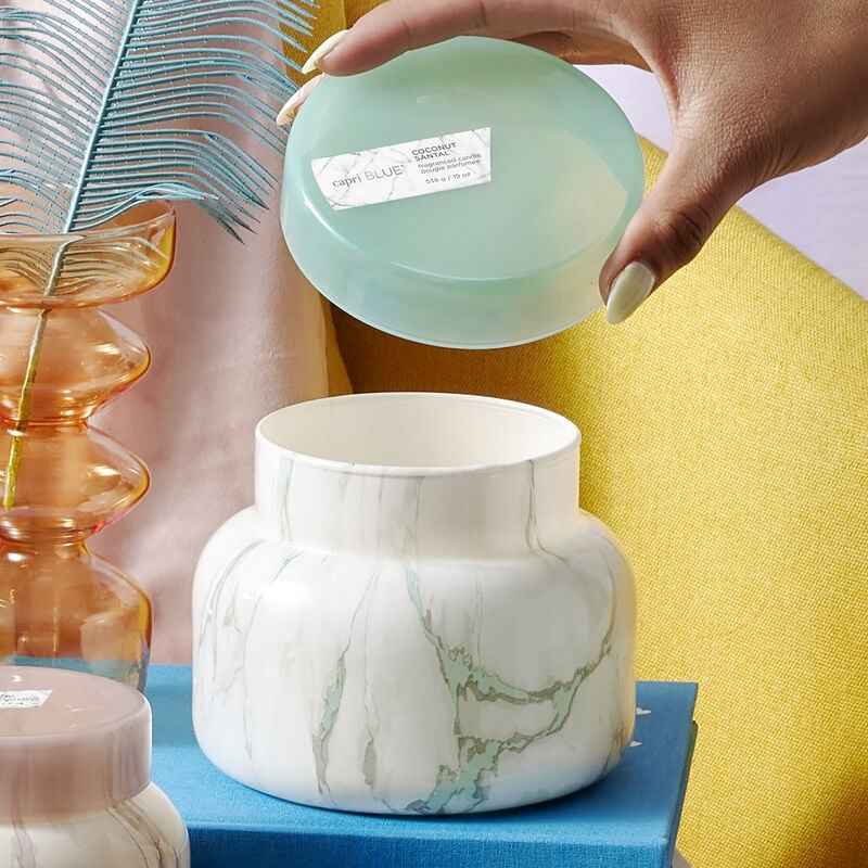 Coconut Santal 19oz Modern Marble Candle