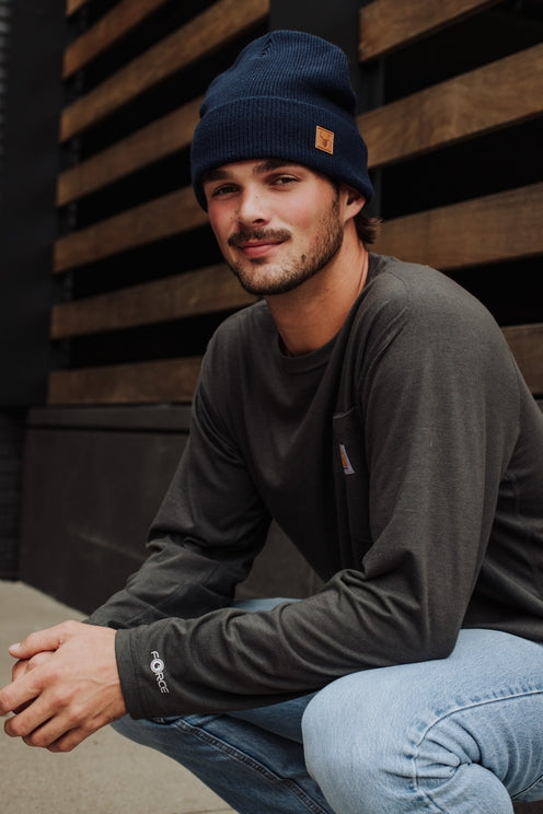NAVY KNIT BEANIE