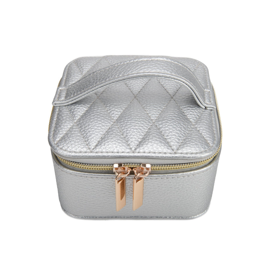 SILVER LEAH QUILTED TRAVEL JEWELRY CASE