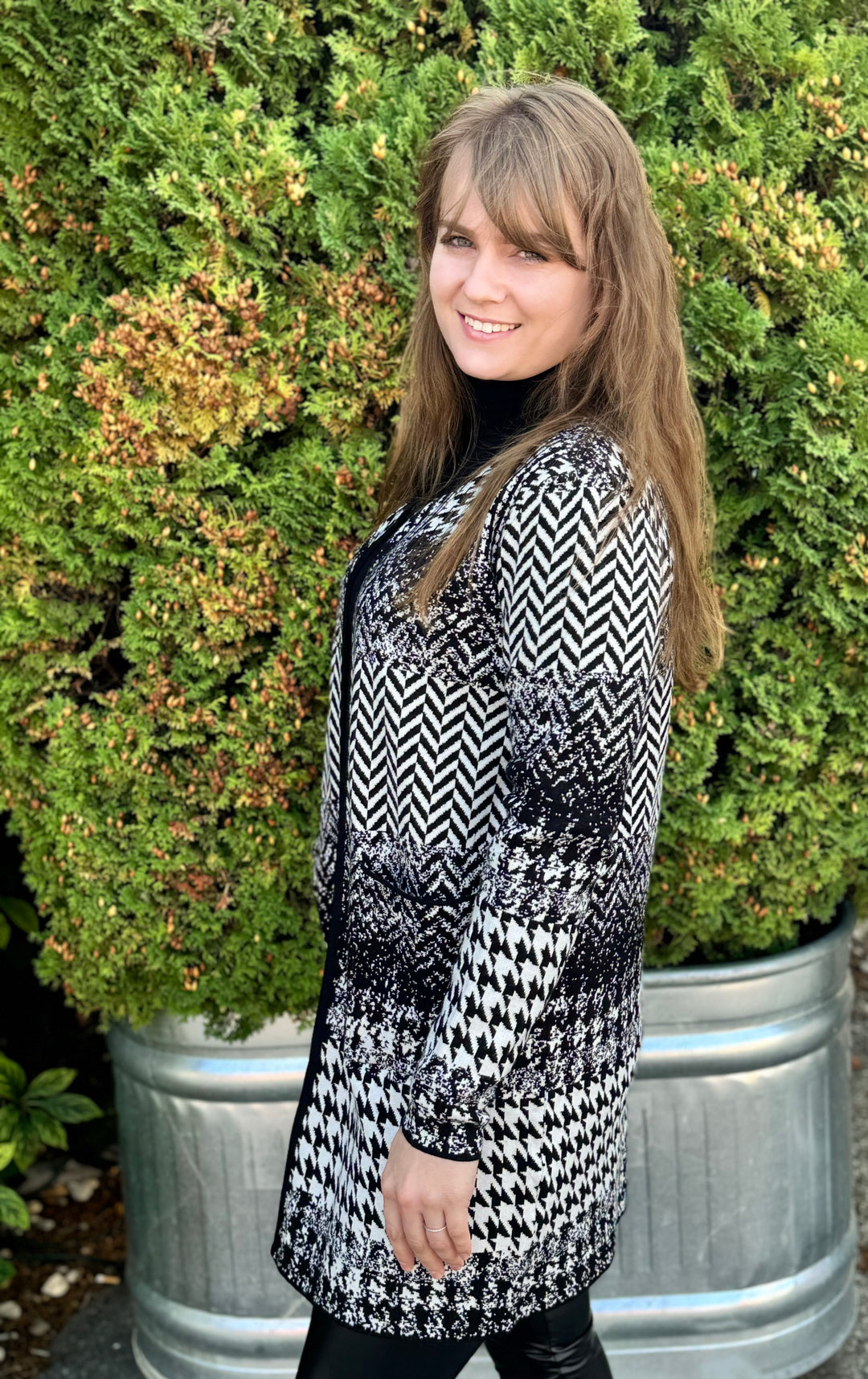 MARCY BLACK & WHITE MIX PRINT CARDIGAN