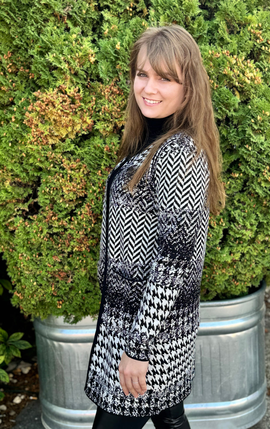 MARCY BLACK & WHITE MIX PRINT CARDIGAN