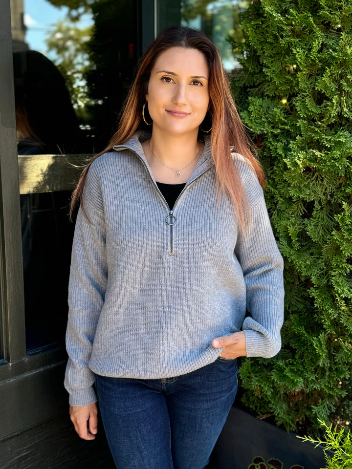 ILIA GREY MELANGE KNIT SWEATER