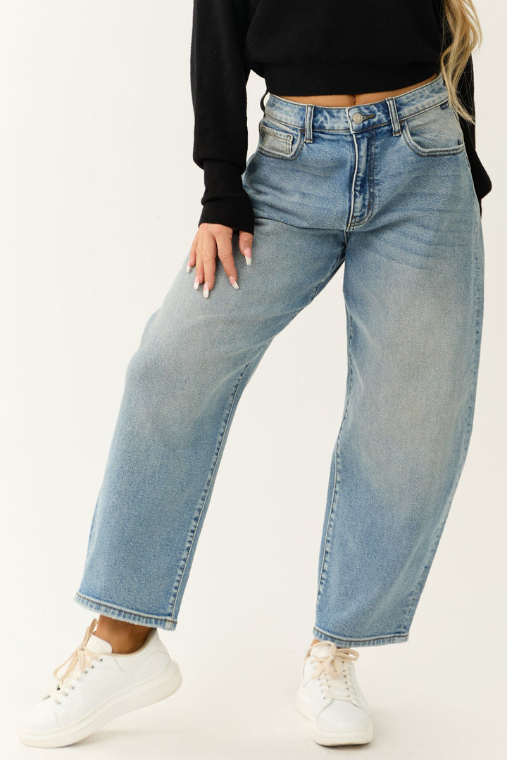 DONNA LIGHT WASH BARREL JEANS