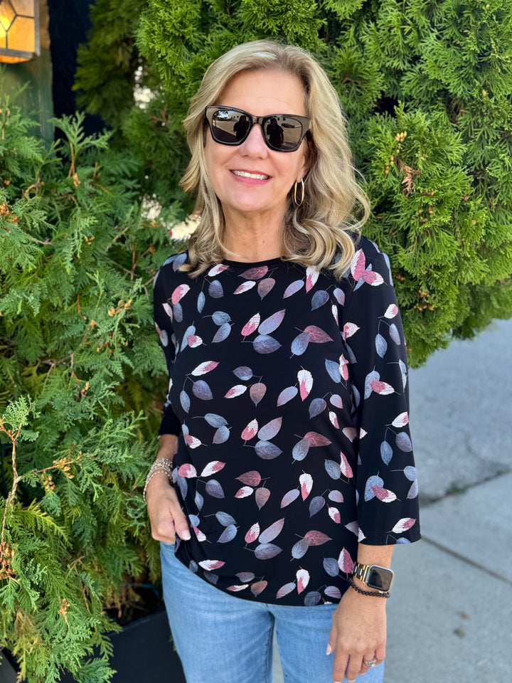 JAYLA  3/4 SLEEVE LEAF PRINT TOP