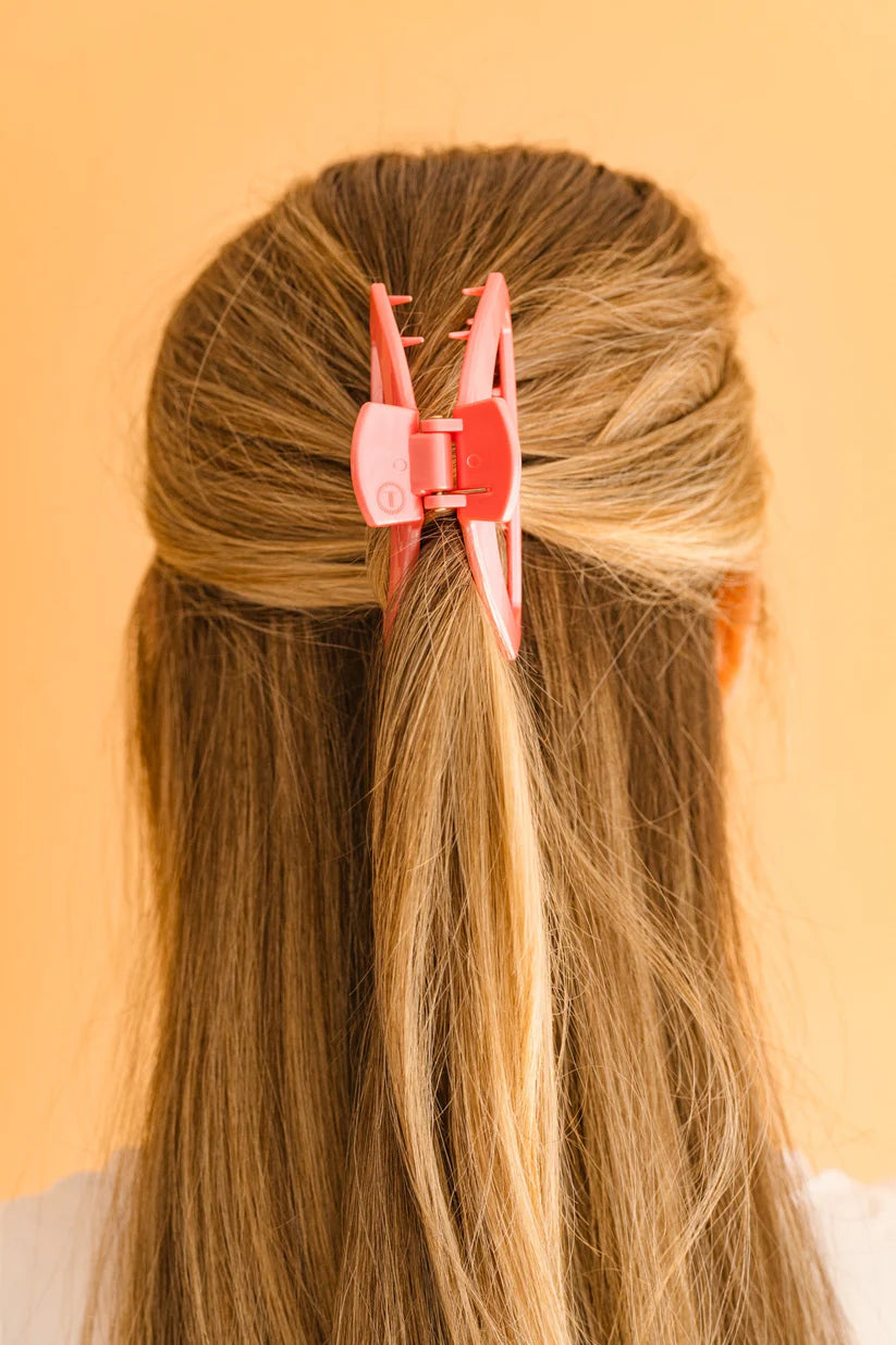 Calming Coral Medium Open Hair Clip