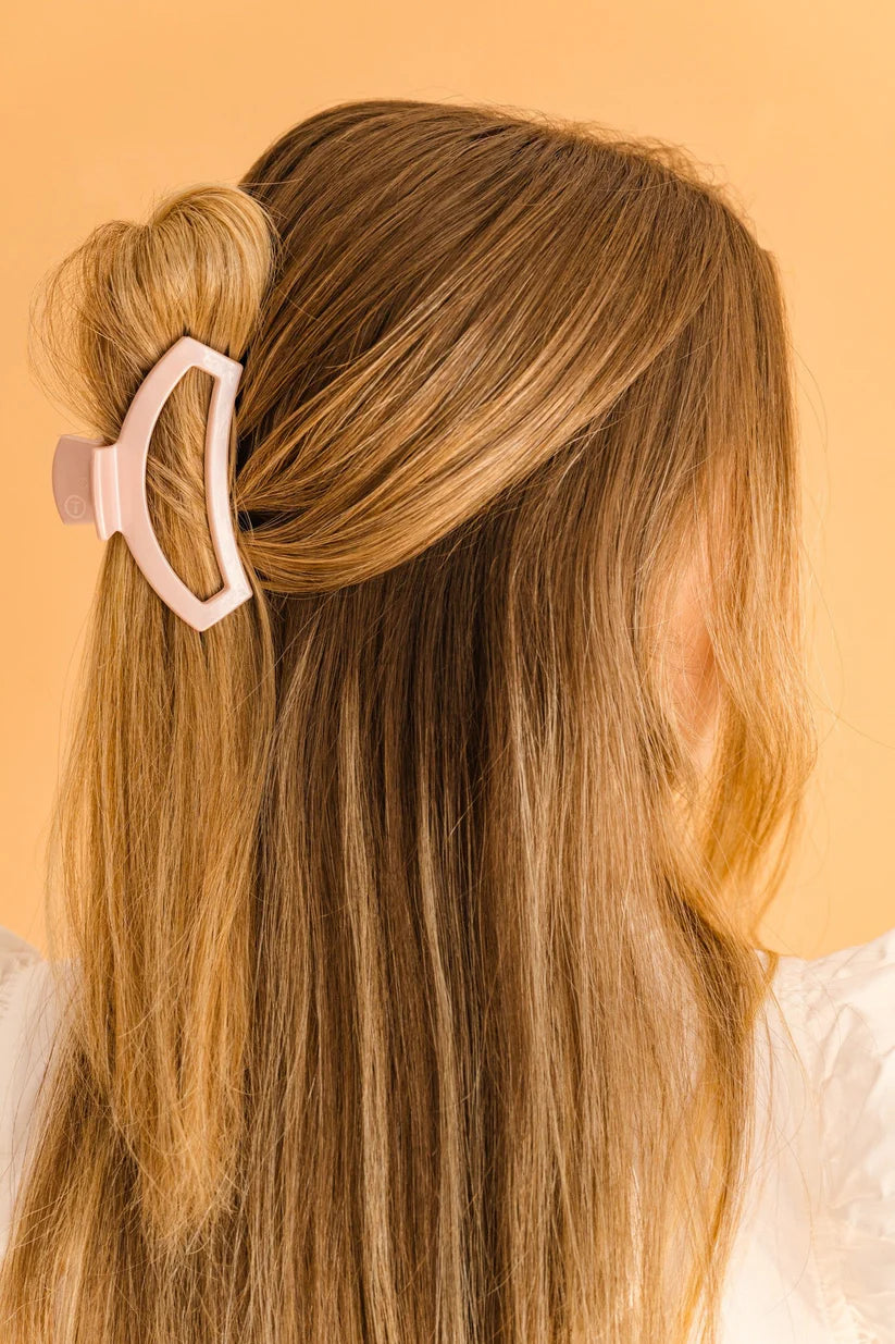 Pearly Pink Medium Open Hair Clip