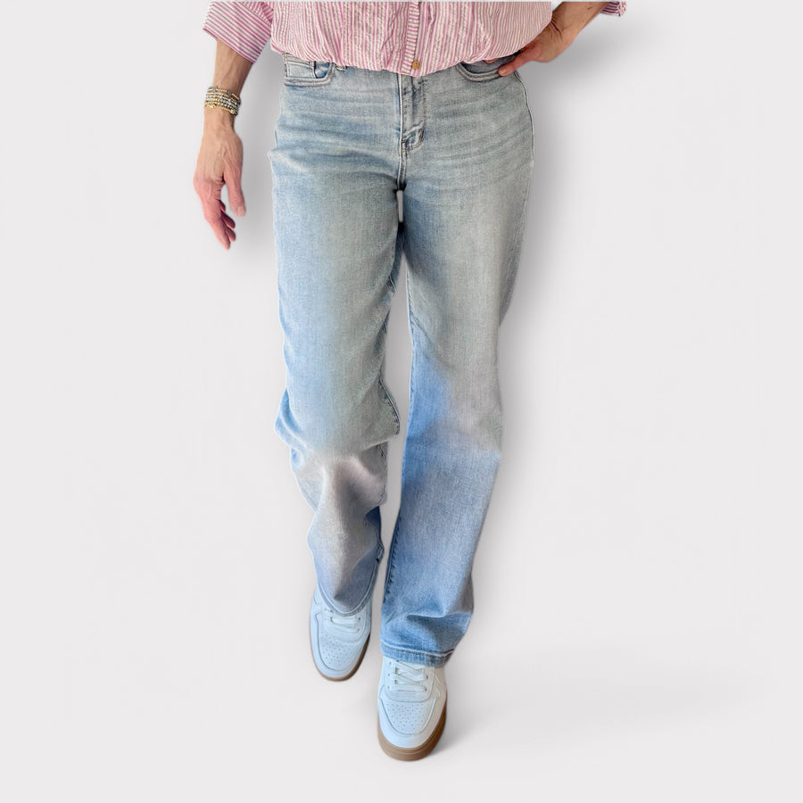 SAMANTHA HIGH WAIST STRAIGHT LEG JEANS