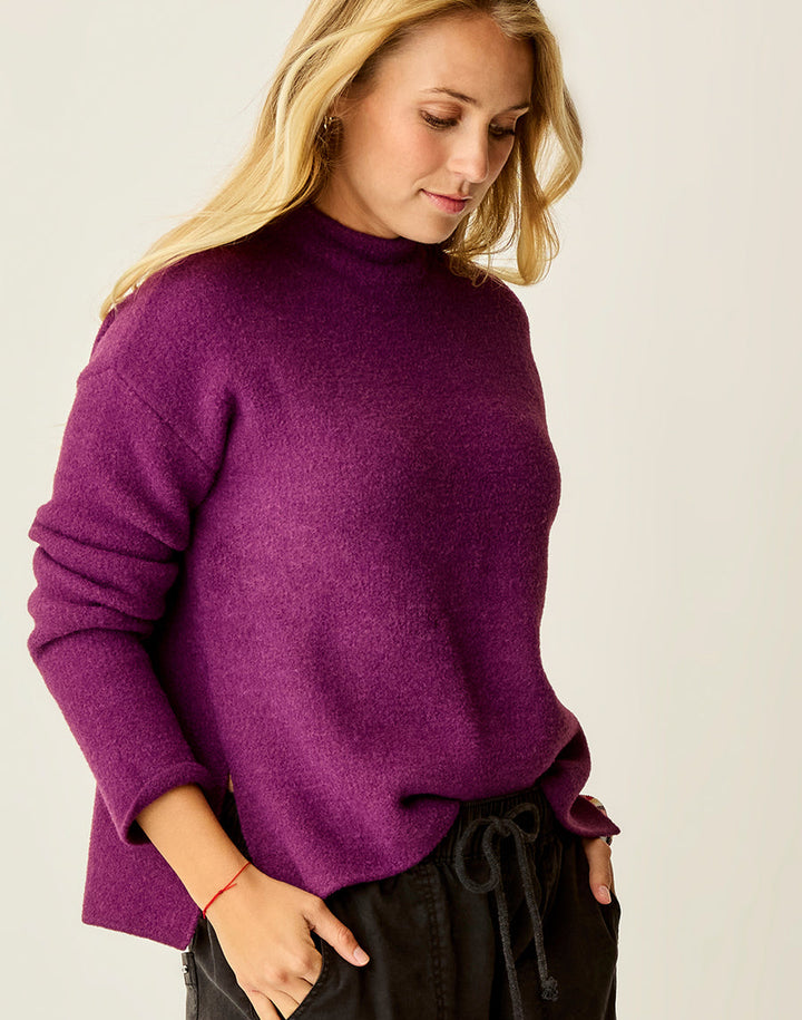NIRVANA OLIVIA PLUSH SWEATER