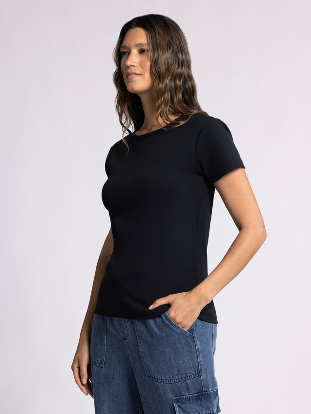 LEXI BLACK KNIT TEE
