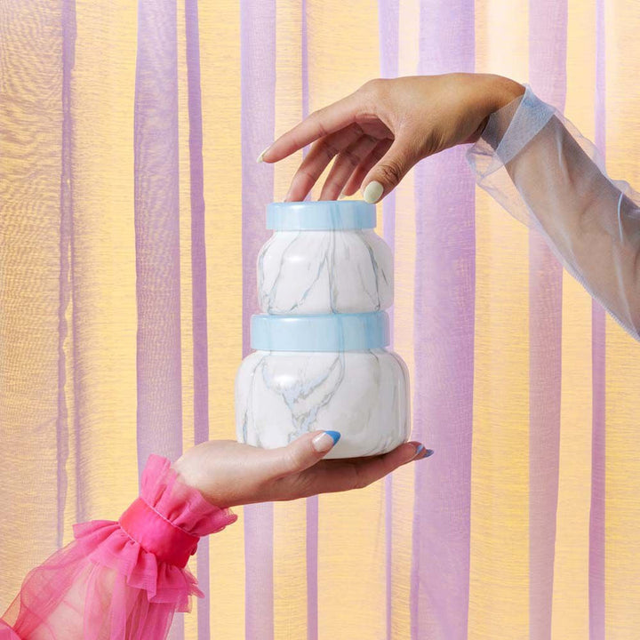 BLUE JEAN 8 OZ MODERN MARBLE CANDLE