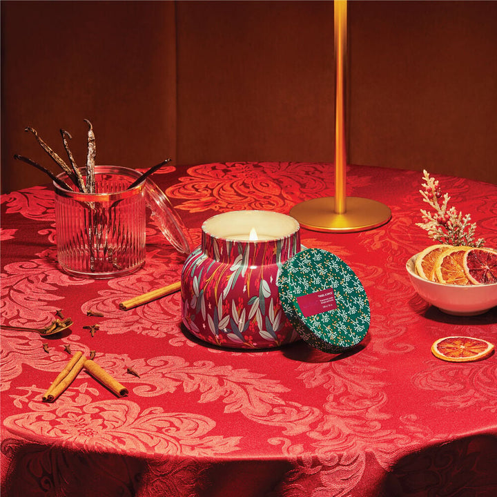 HOLIDAY PATTERN PLAY TINSEL & SPRICE 19OZ CANDLE
