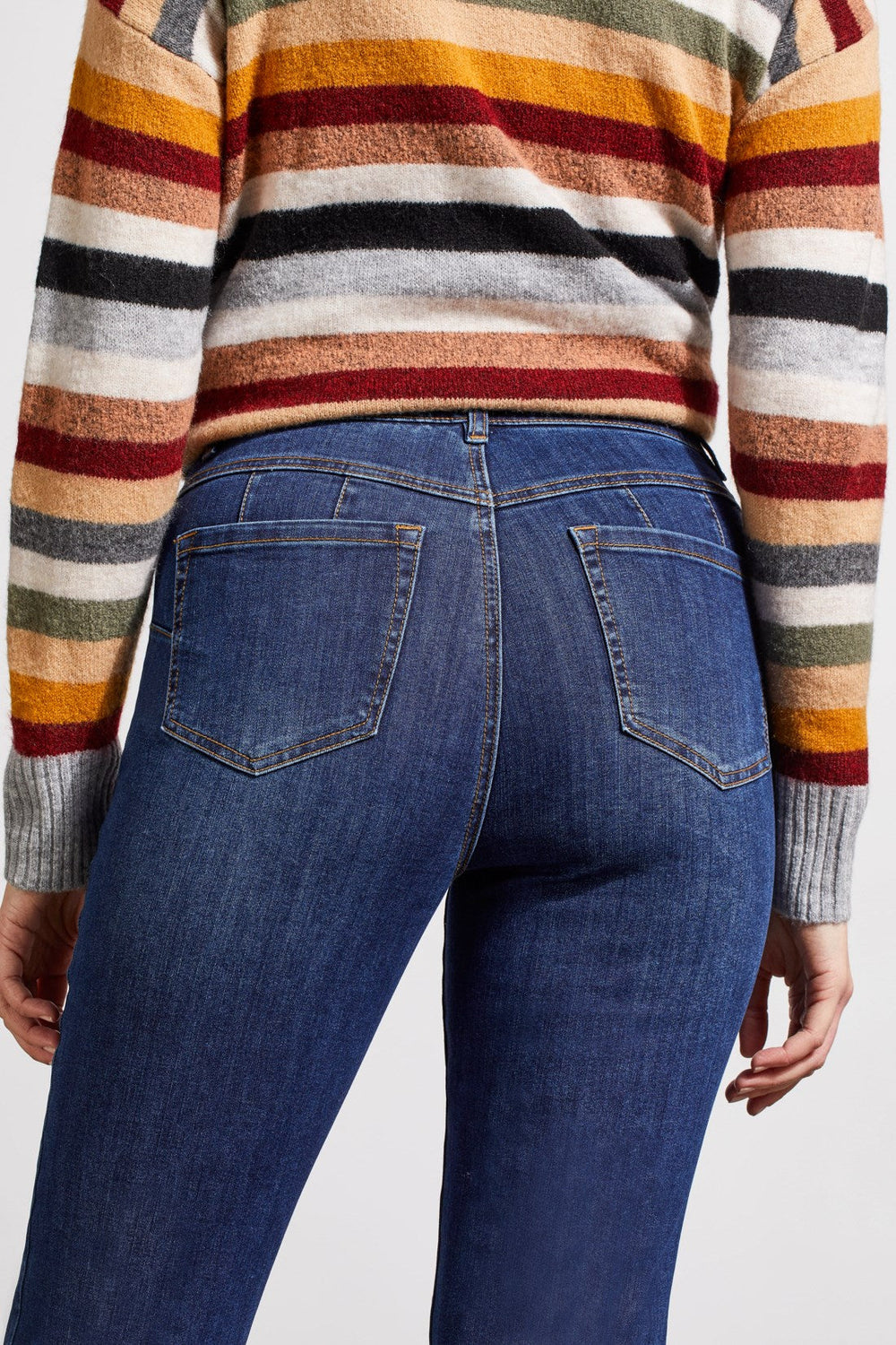 SOPHIE CURVY  BLUEMOON MICROFLARE CROP JEANS