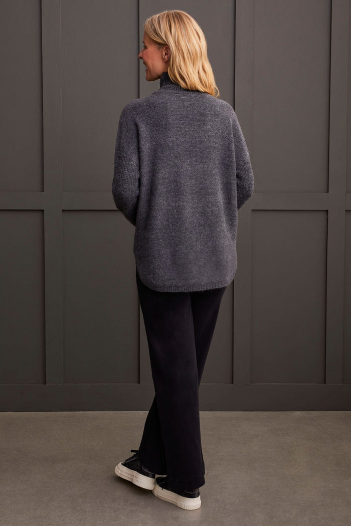CHARCOAL TEXTURED MOCK SWEATER