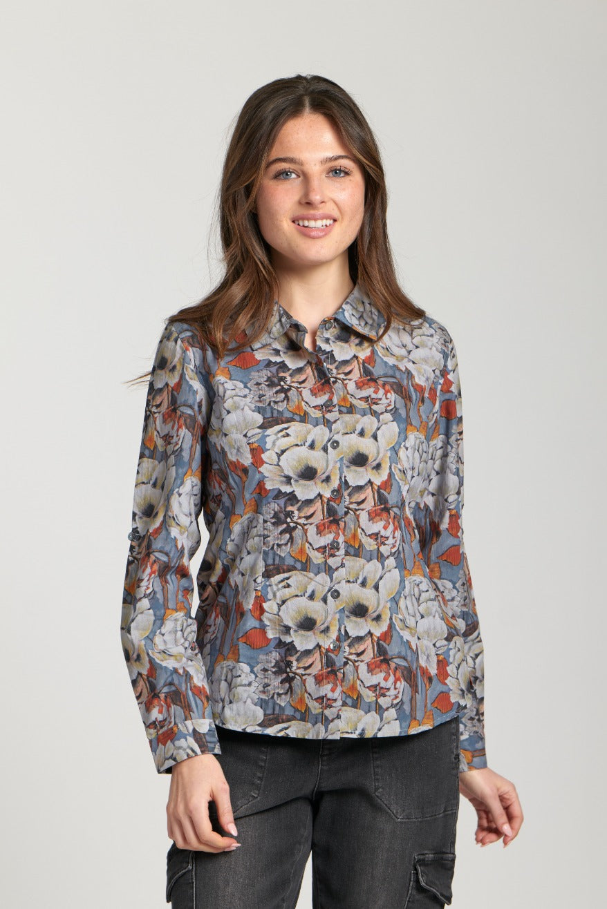 FINLEY STEEL BLUE FLORAL CLASSIC BLOUSE