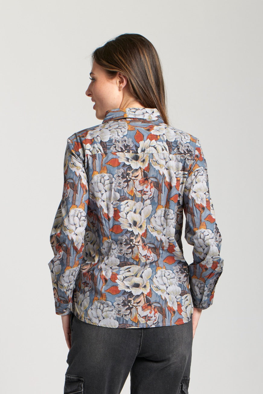 FINLEY STEEL BLUE FLORAL CLASSIC BLOUSE