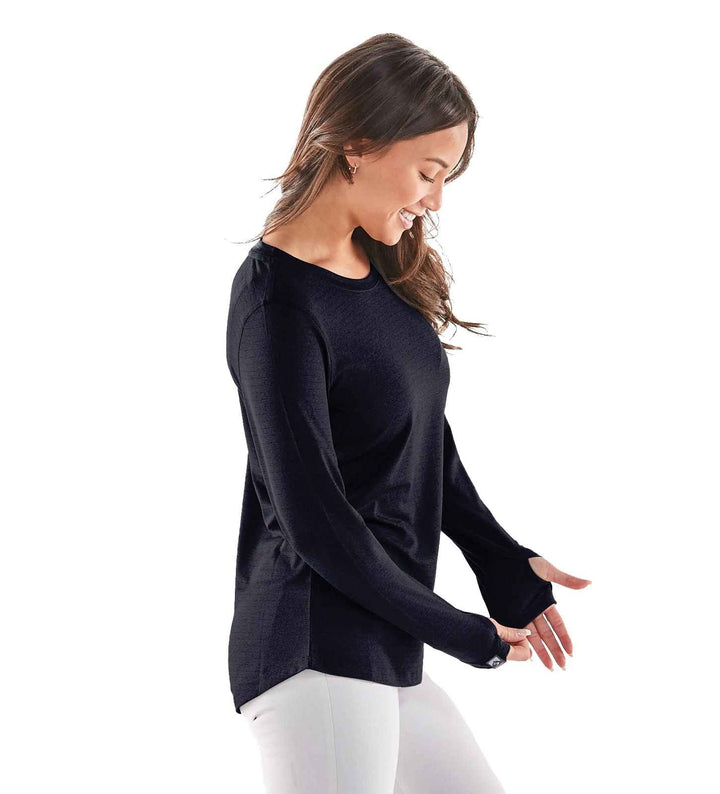 THE SIGHTSEER NAVY ACTIVE TOP