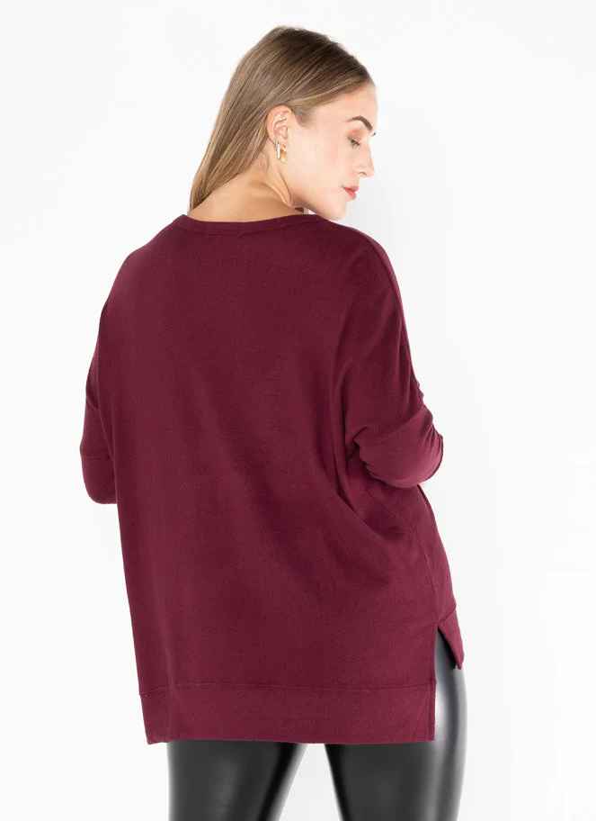 MERLOT COZY RELAXED FIT TOP
