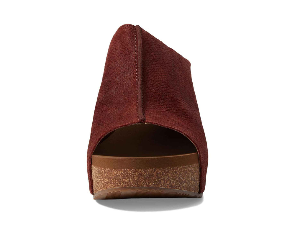 Carrier Oxblood Embossed Wedge
