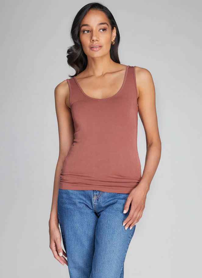 Chestnut Bamboo Double Scoop Tank
