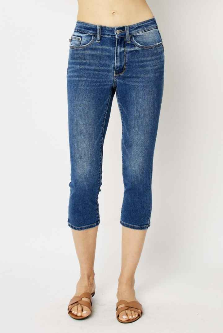 MARI SIDE SLIT CAPRI JEANS