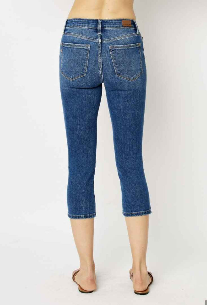 MARI SIDE SLIT CAPRI JEANS