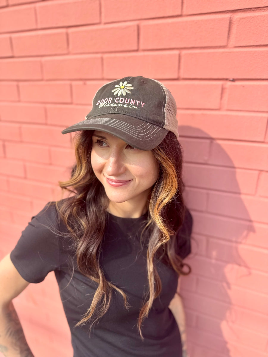 DOOR COUNTY, WISCONSIN FLORAL BOX HAT
