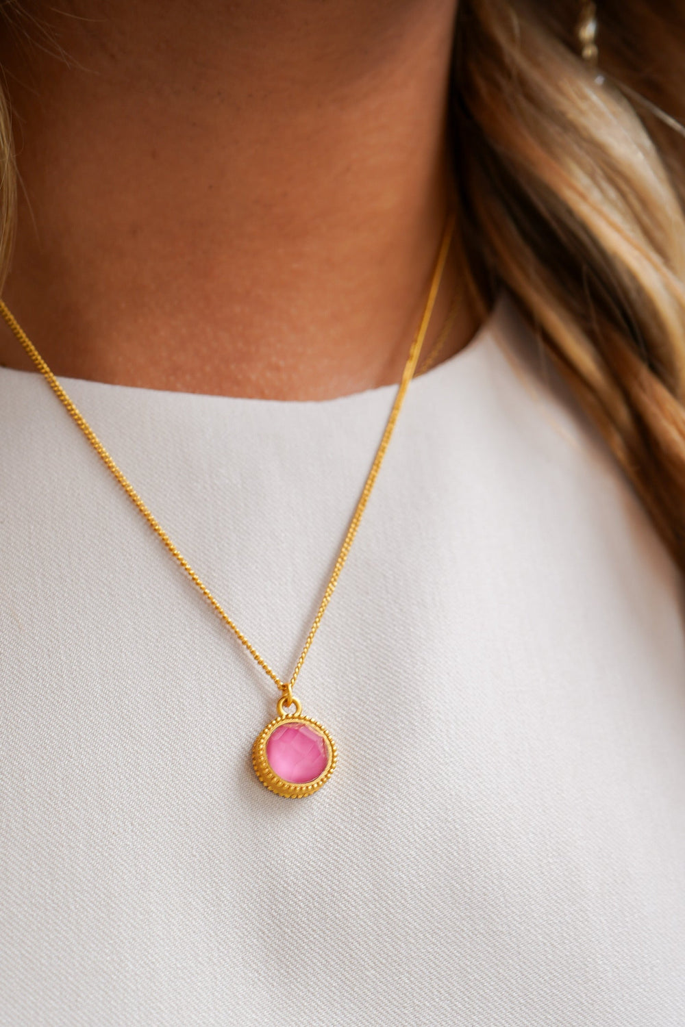 FLEUR-DE-LIS PEONY PINK SOLITAIRE NECKLACE
