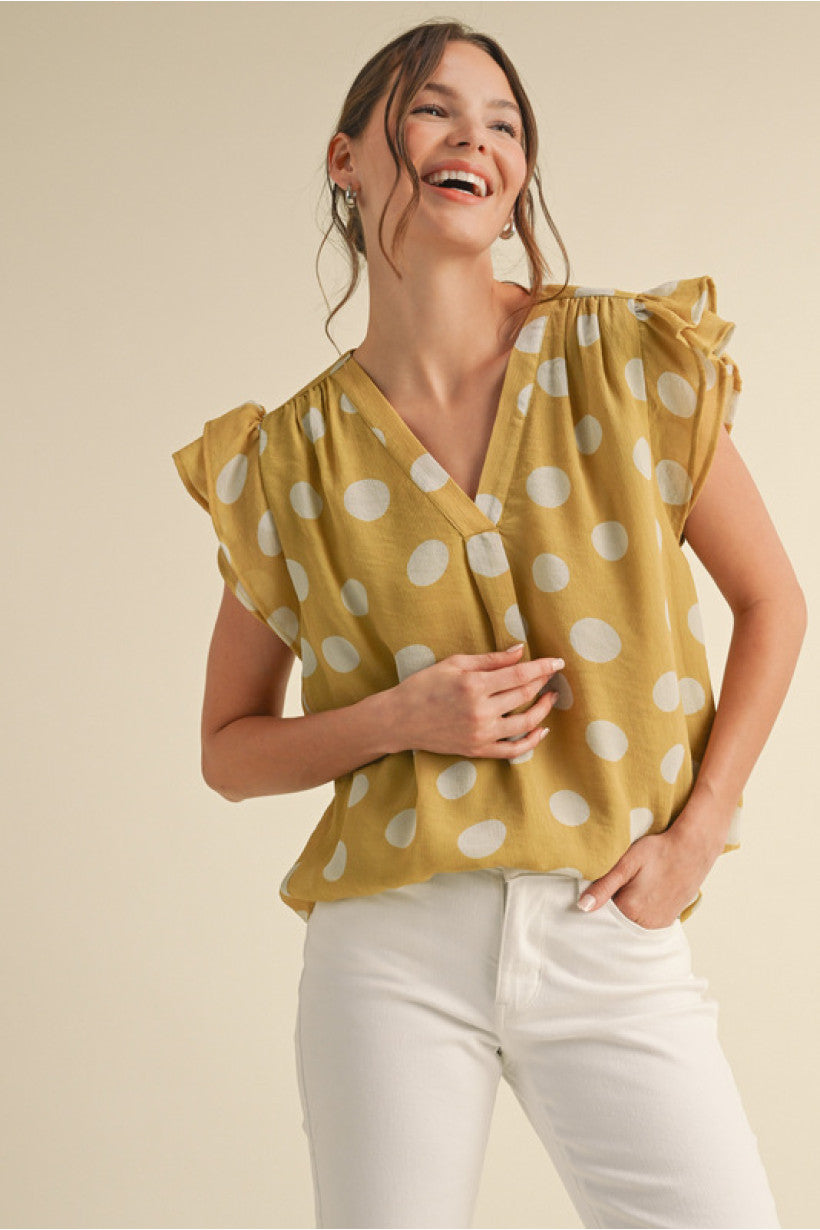 GOLDEN MOMENTS RUFFLE SLEEVE TOP

