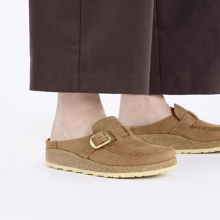 BUCKLEY COGNAC OIL LEATHER CLOG