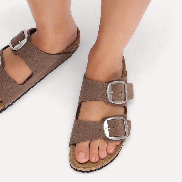 ARIZONA BIG BUCKLE MOCHA BIRKIBUC SANDAL