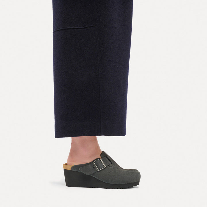 FANNY CHARCOAL/ BLACK SUEDE CLOG