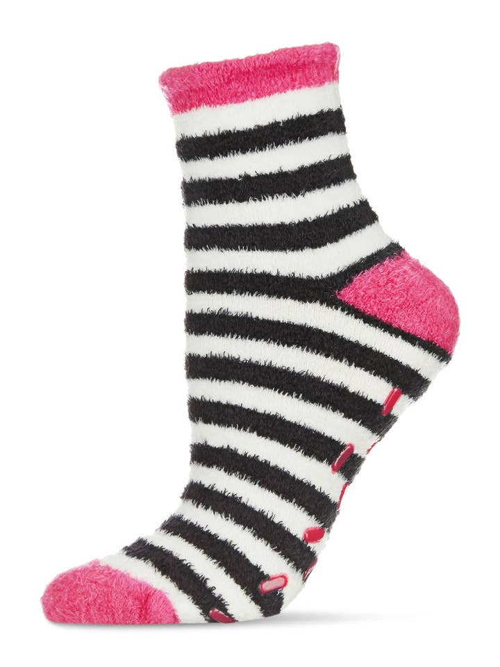 FUCHSIA STRIPE FUZZY ALOE INFUSED SOCKS
