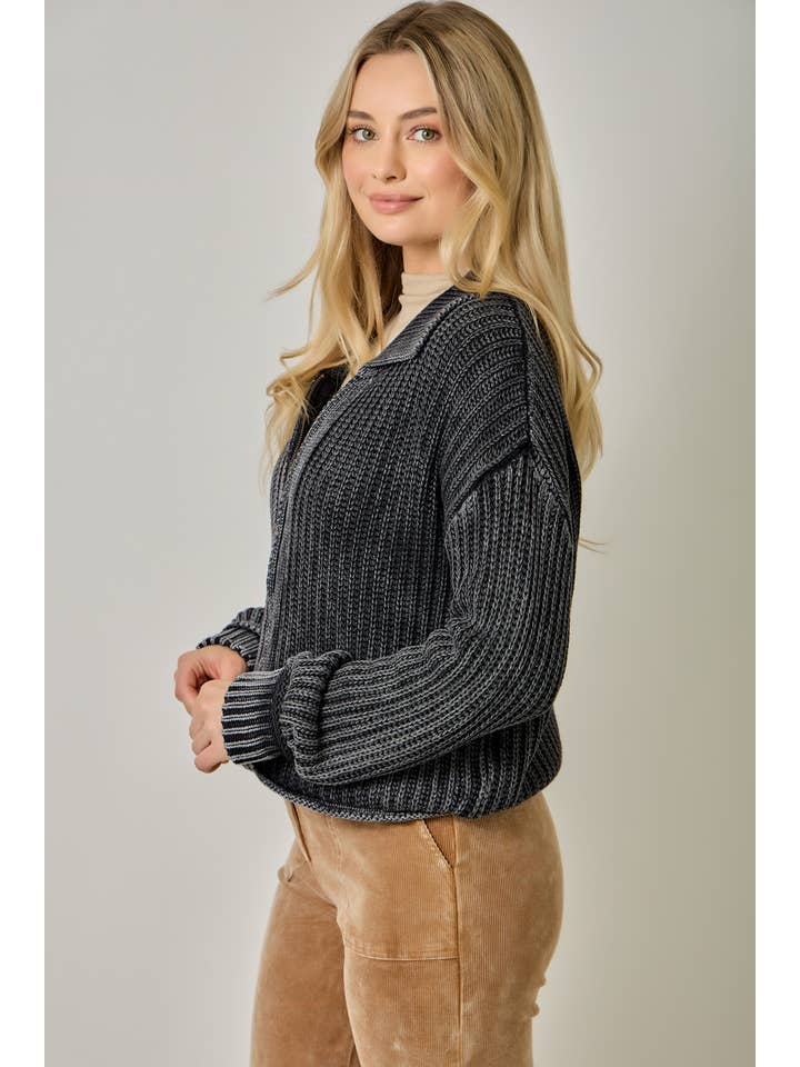 WASHED BLACK RIBBED ZIP UP SWEATER
