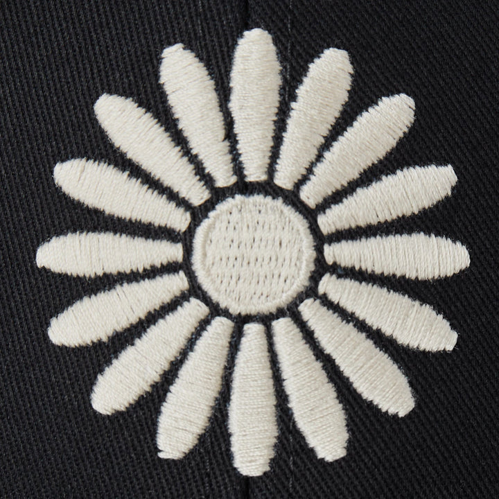 CLEAN DAISY TRUCKER HAT