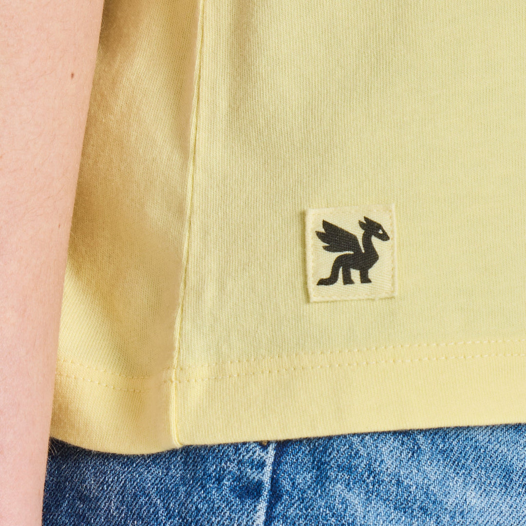 EMBROIDERED SIMPLE SAILBOAT CRUSHER TEE