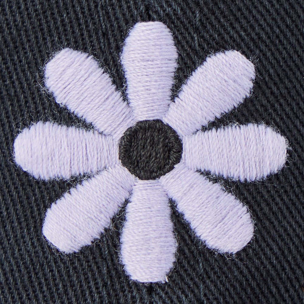 TRUE BLACK DAISY CHILL CAP

