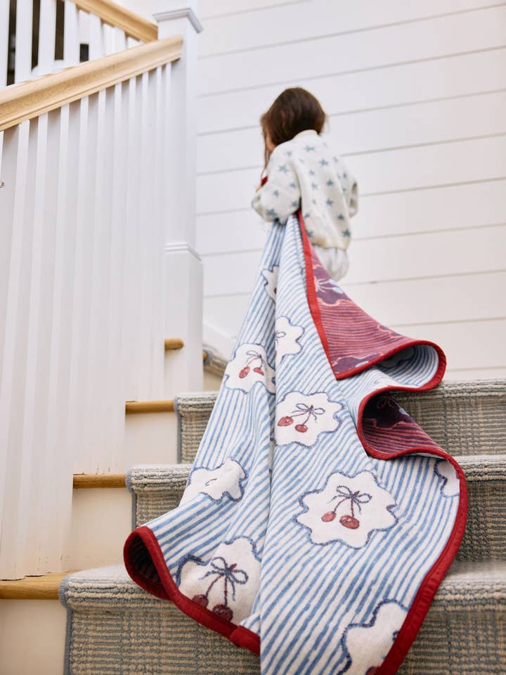 CHERRY ON TOP MIDI BLANKET
