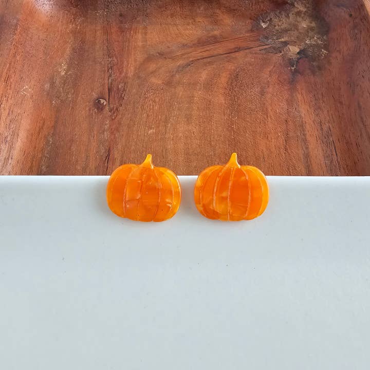 PUMPKIN PATCH POST EARRINGS
