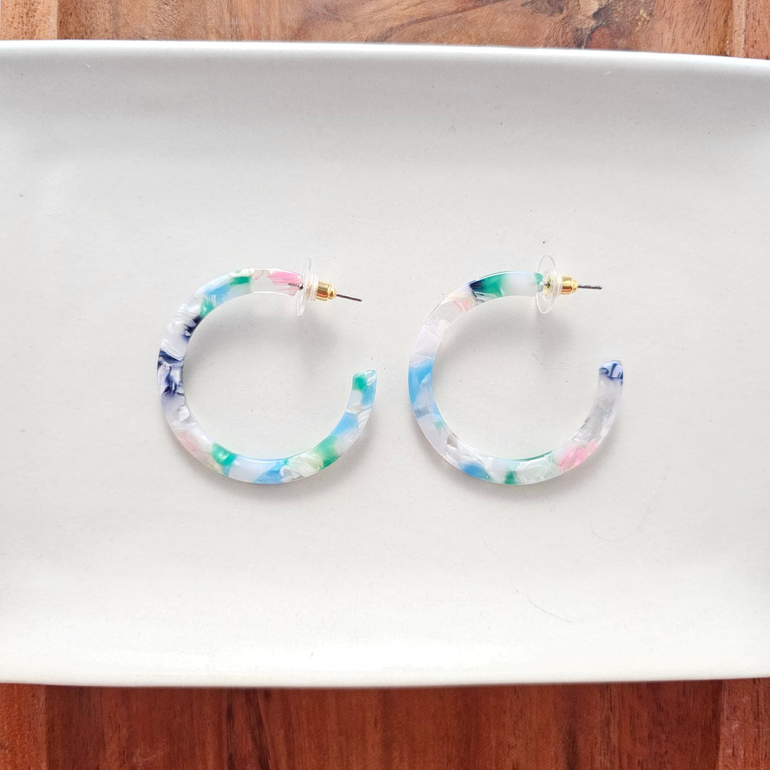 CAMY SPRING FLING MEDIUM HOOP EARRINGS