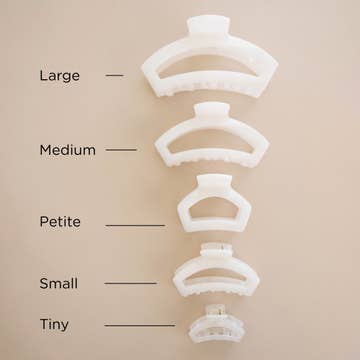 OPEN COCONUT WHITE PETITE HAIR CLIP