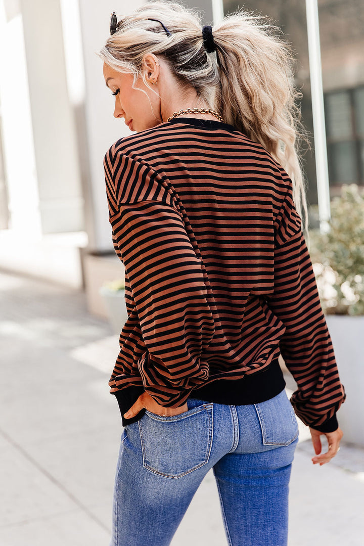 CHAI STRIPE PERFORMANCE FLEECE UNIVERSITY PULLOVER