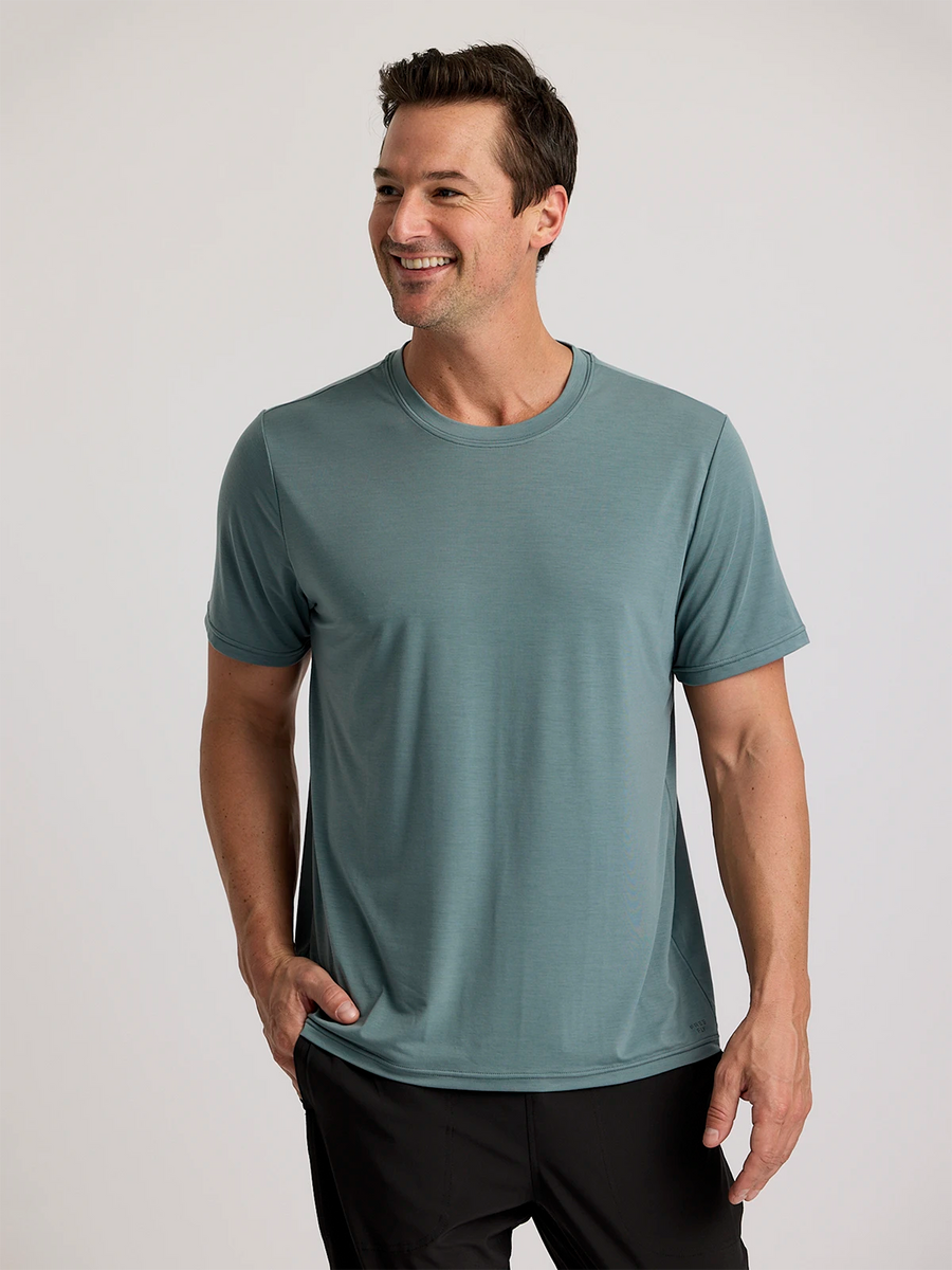 MEN'S STORMY SEA ELEVATE LIGHTWEIGHT TEE
