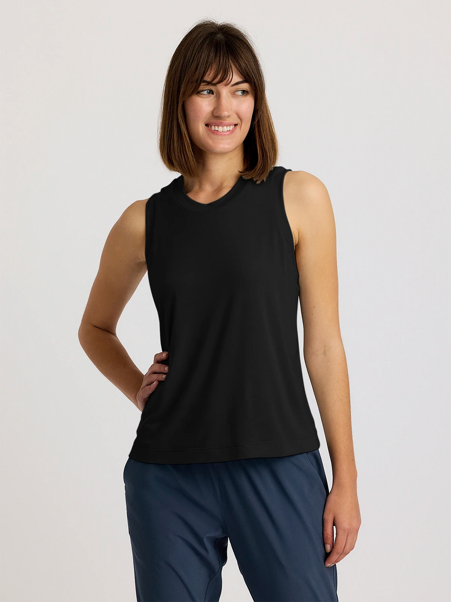 BLACK ELEVATE LIGHTWEIGHT TANK
