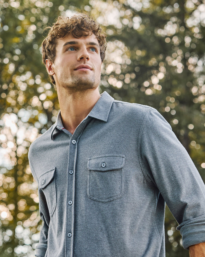 MEN'S CHARCOAL HERO STRETCH FLANNEL SHIRT